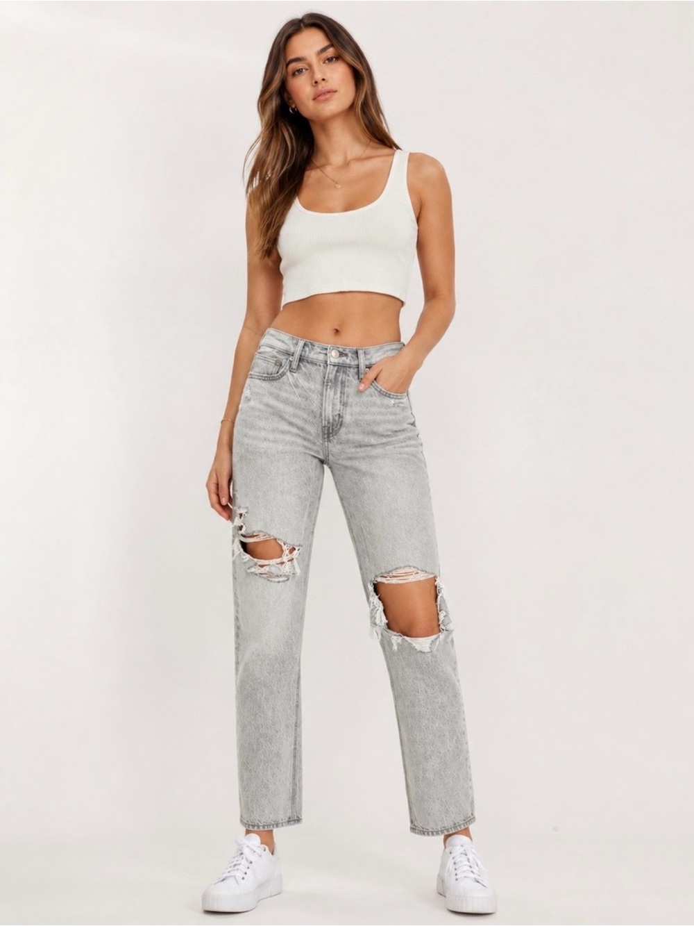 American Eagle Outfitters Light Gray Distressed Jeans-90’s Straight Fit